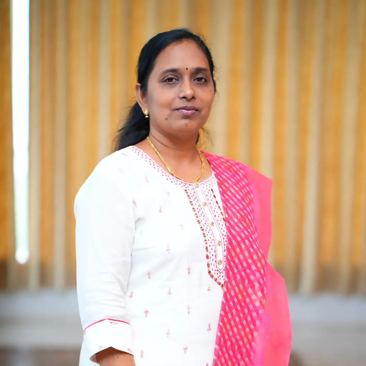 Dr. M. Laavanya