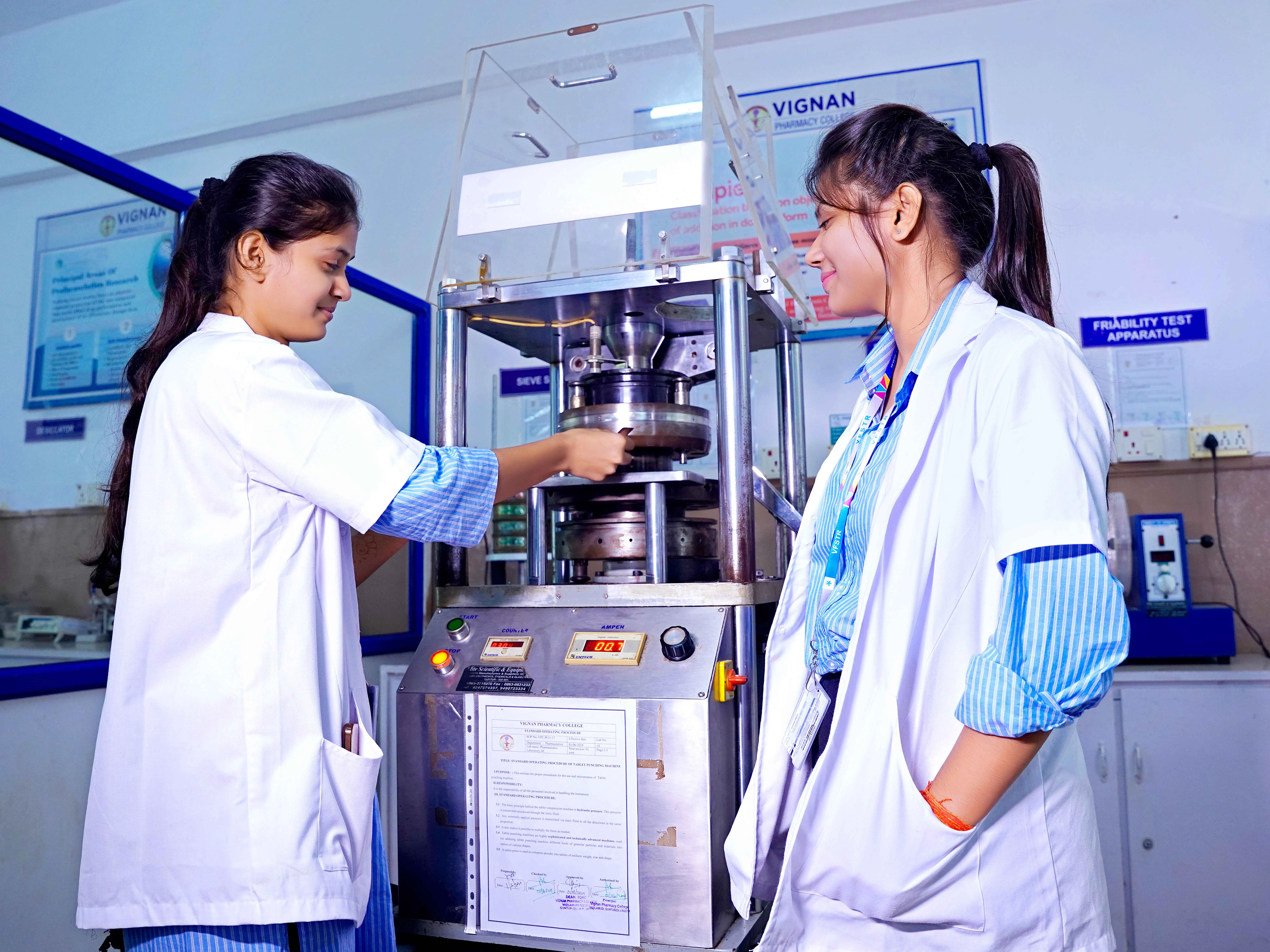 dep_assets/images/G-faci3_img2_pharma.webp