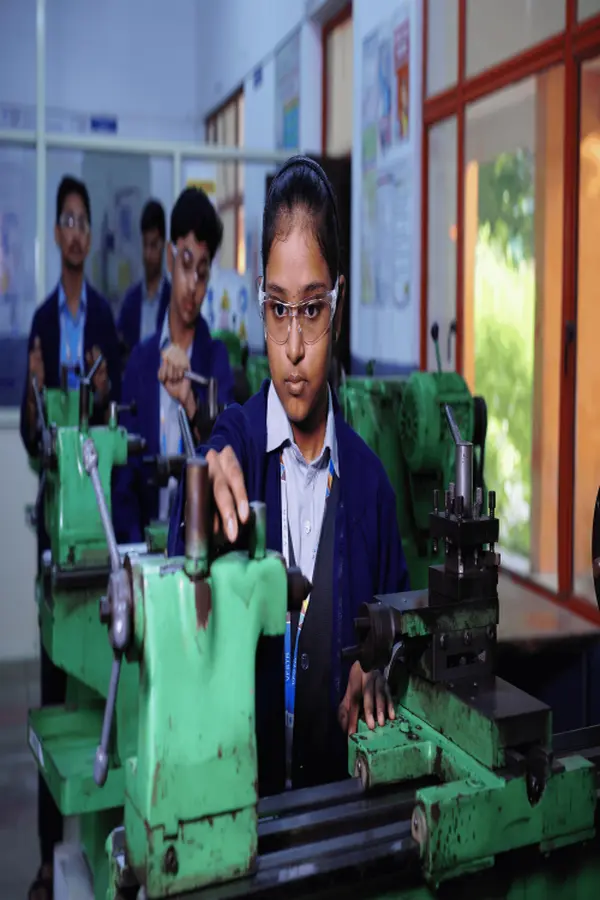 dep_assets/images/expfac_me_img4.webp