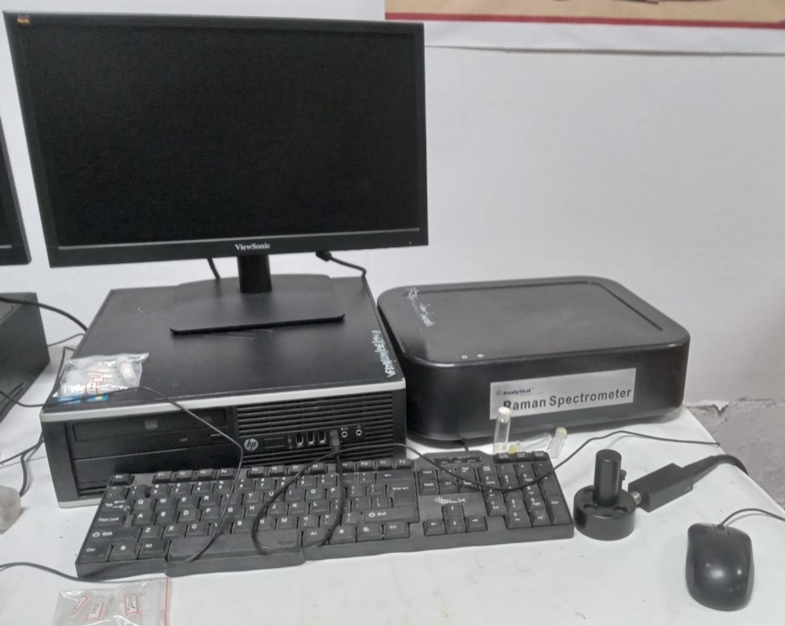 dep_assets/images/phyreserachfacility_11.jpg