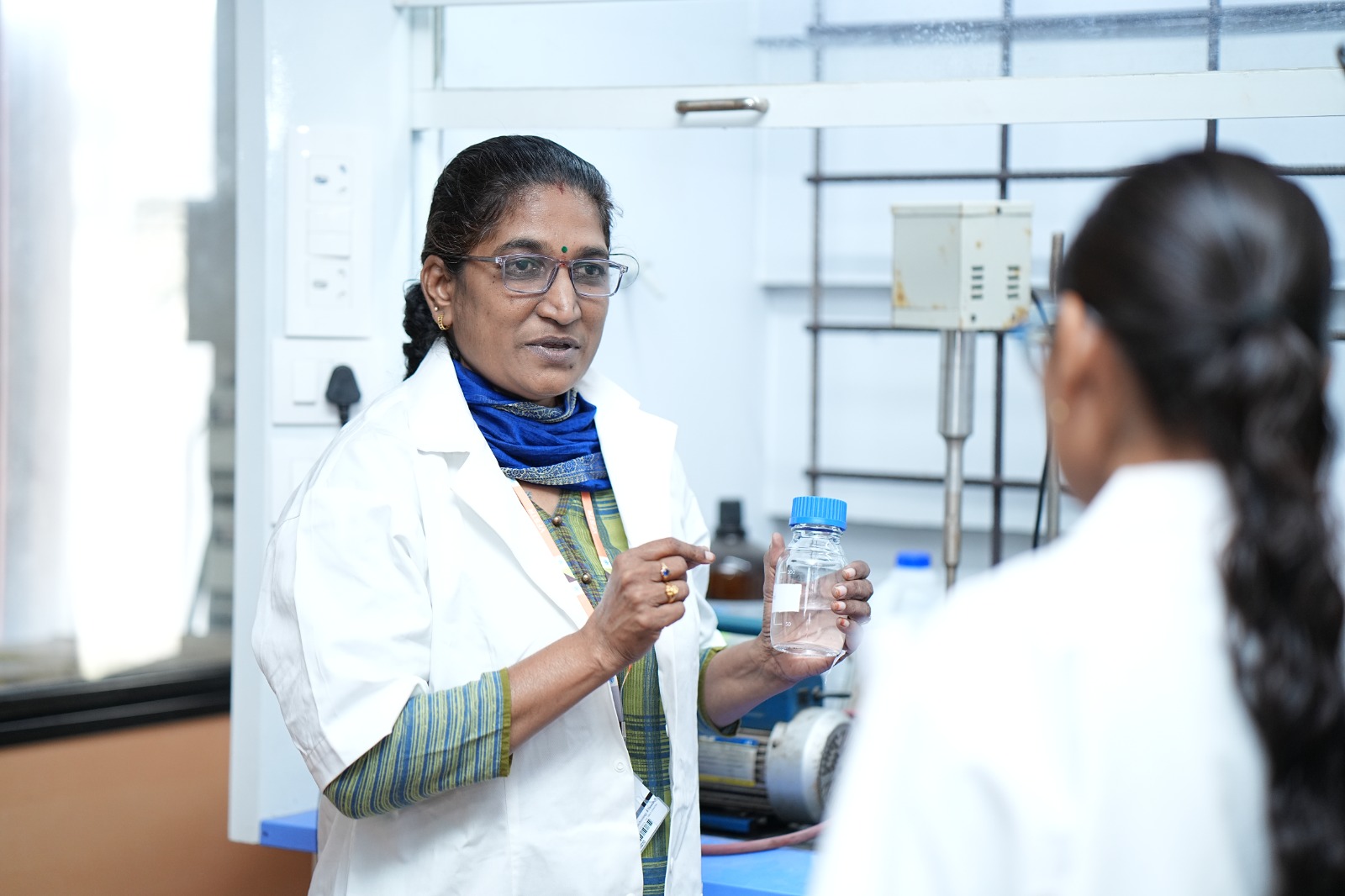 dep_assets/research_fac/chemstry/cl1_chemstry_img2.jpeg