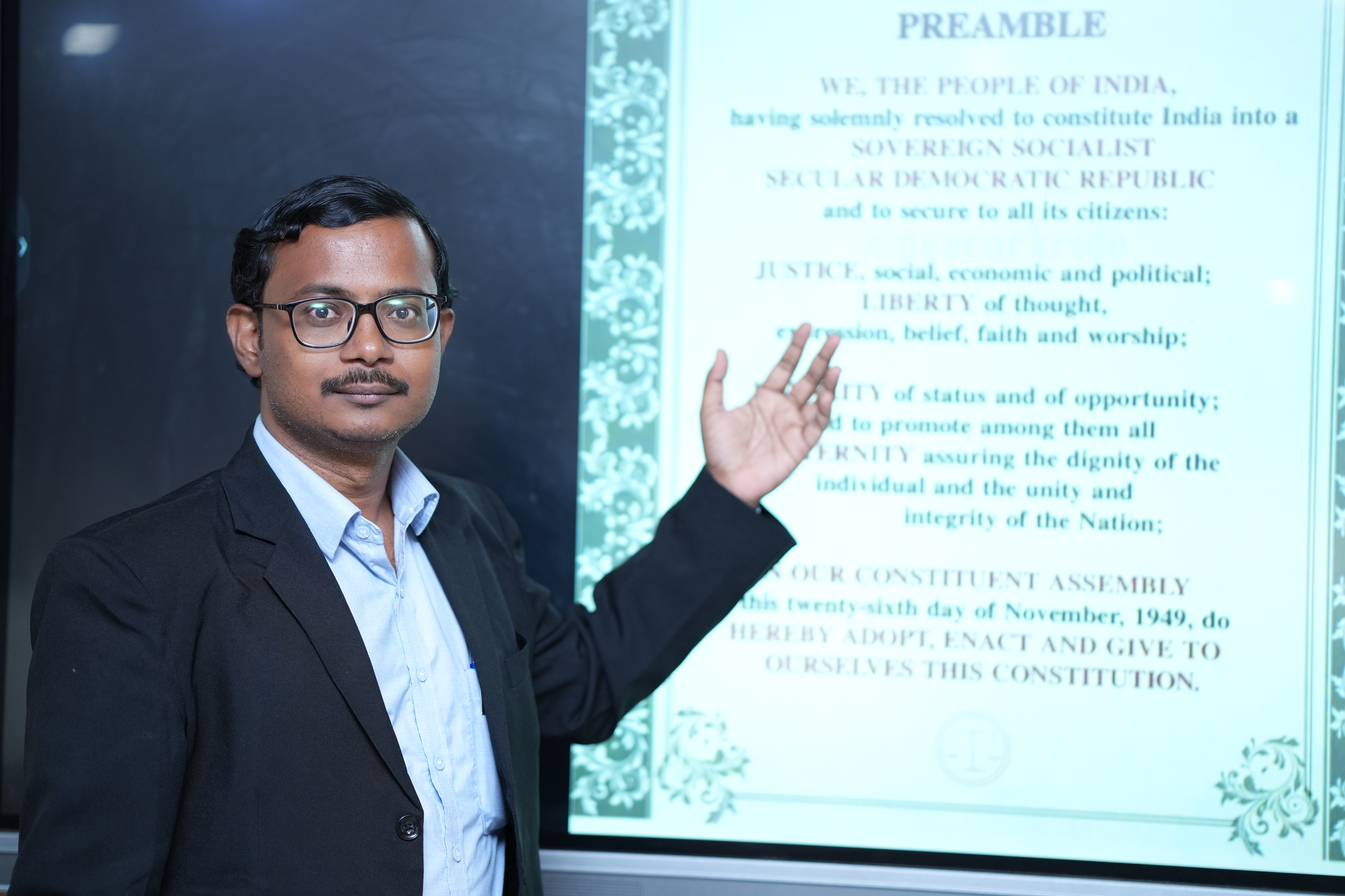 dep_assets/research_fac/law/clu1law1.jpg