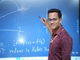 dep_assets/research_fac/maths/cl3_maths_img1.jpeg